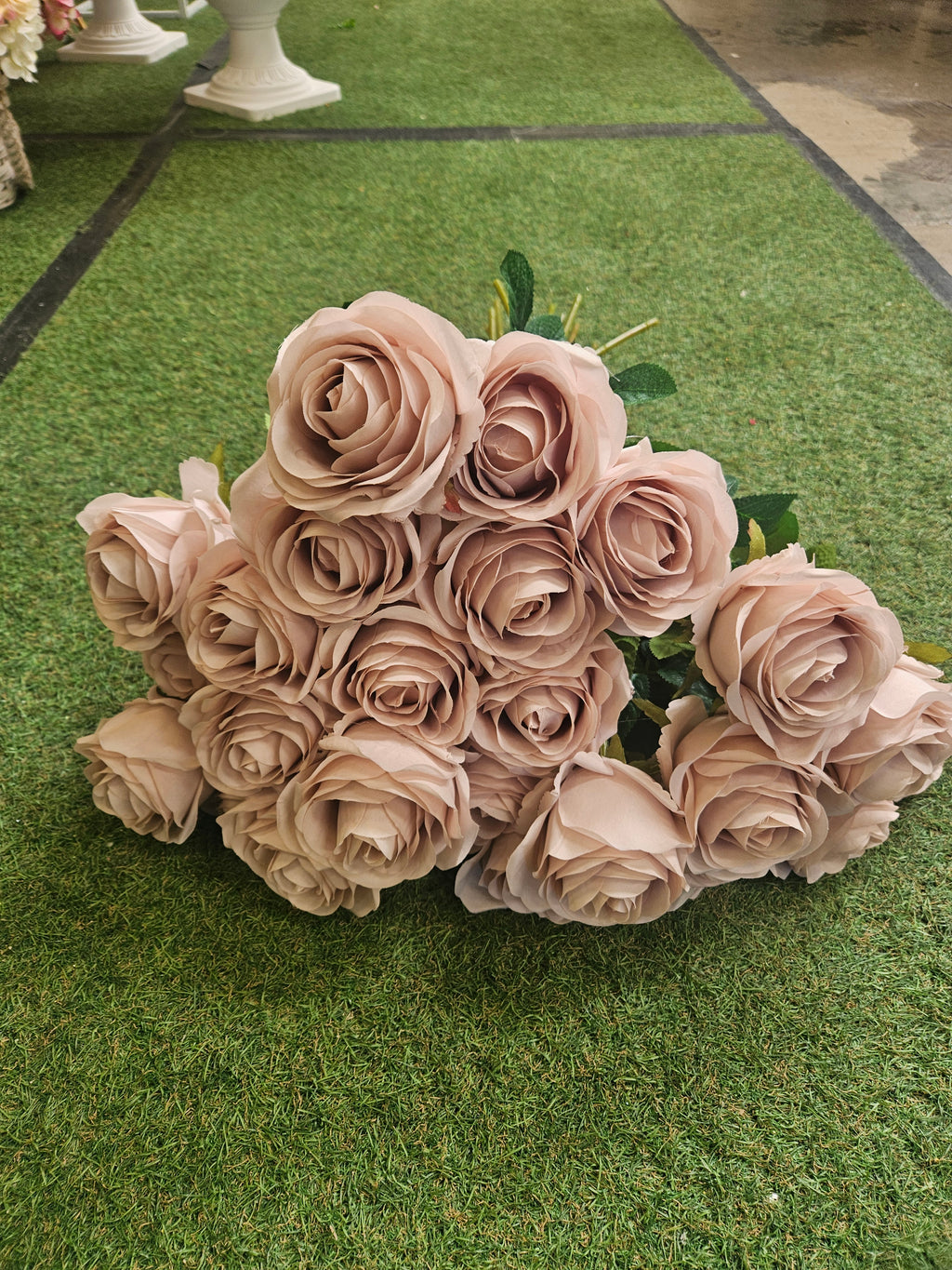 Box of 48 Harper Roses (Nude)