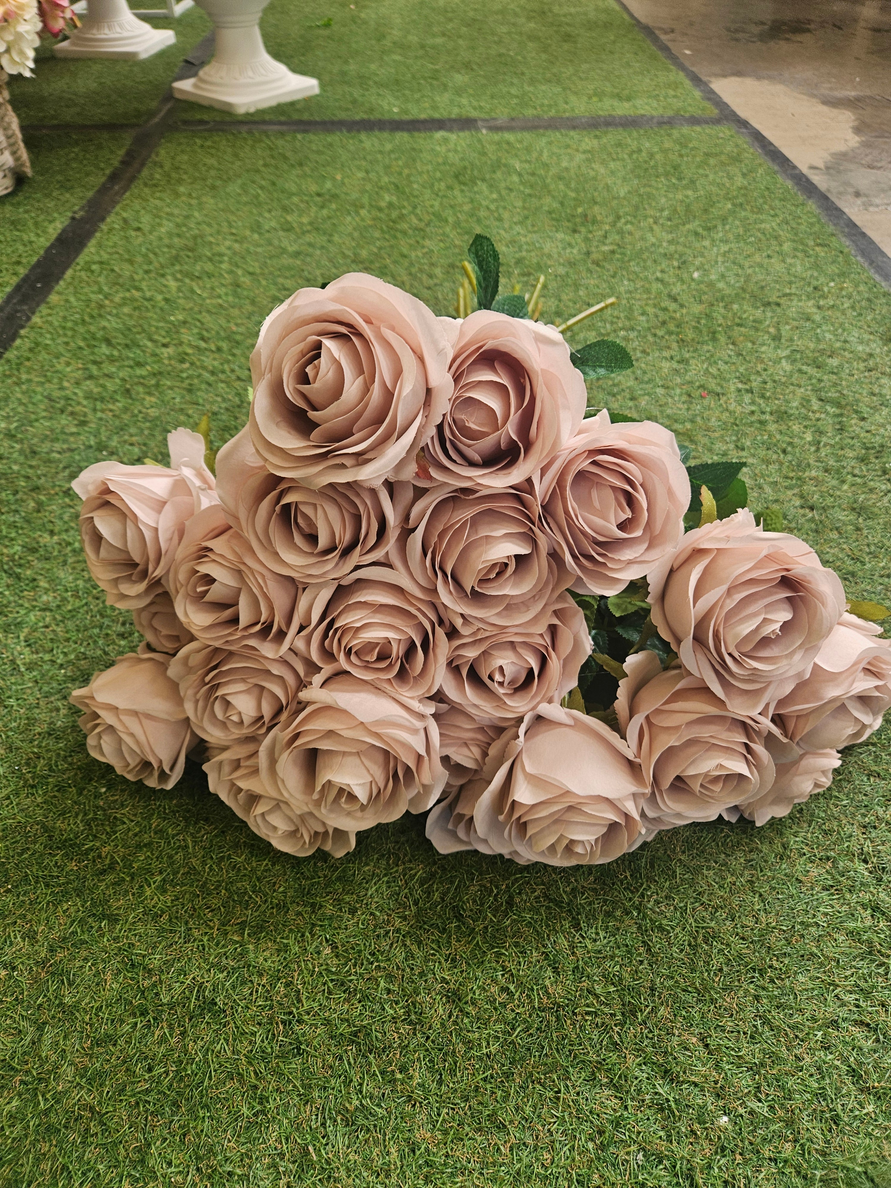 Box of 48 Harper Roses (Mink)