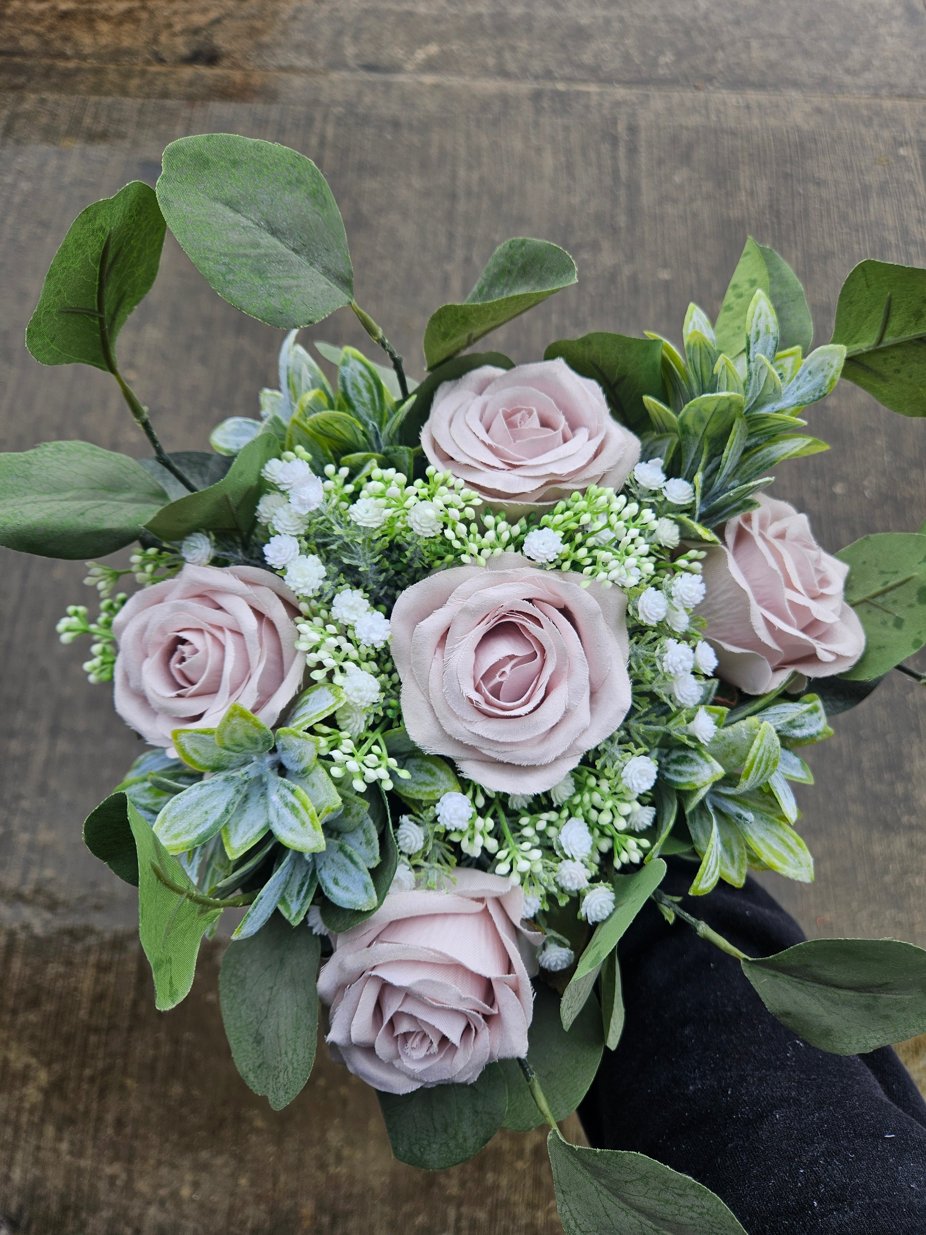 DIY Nude Bridesmaid Bouquet