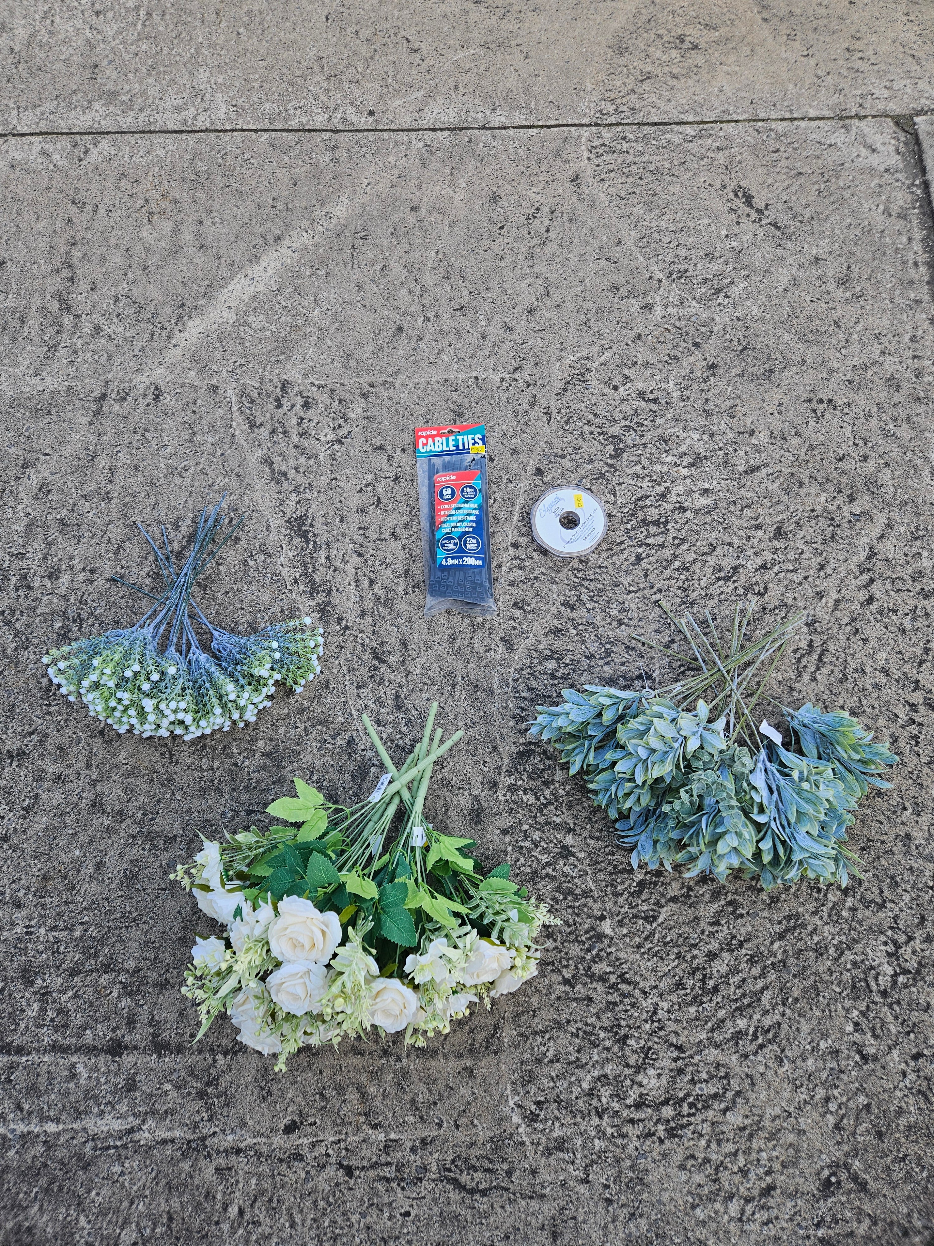 3x Bridesmaid Bouquet Box