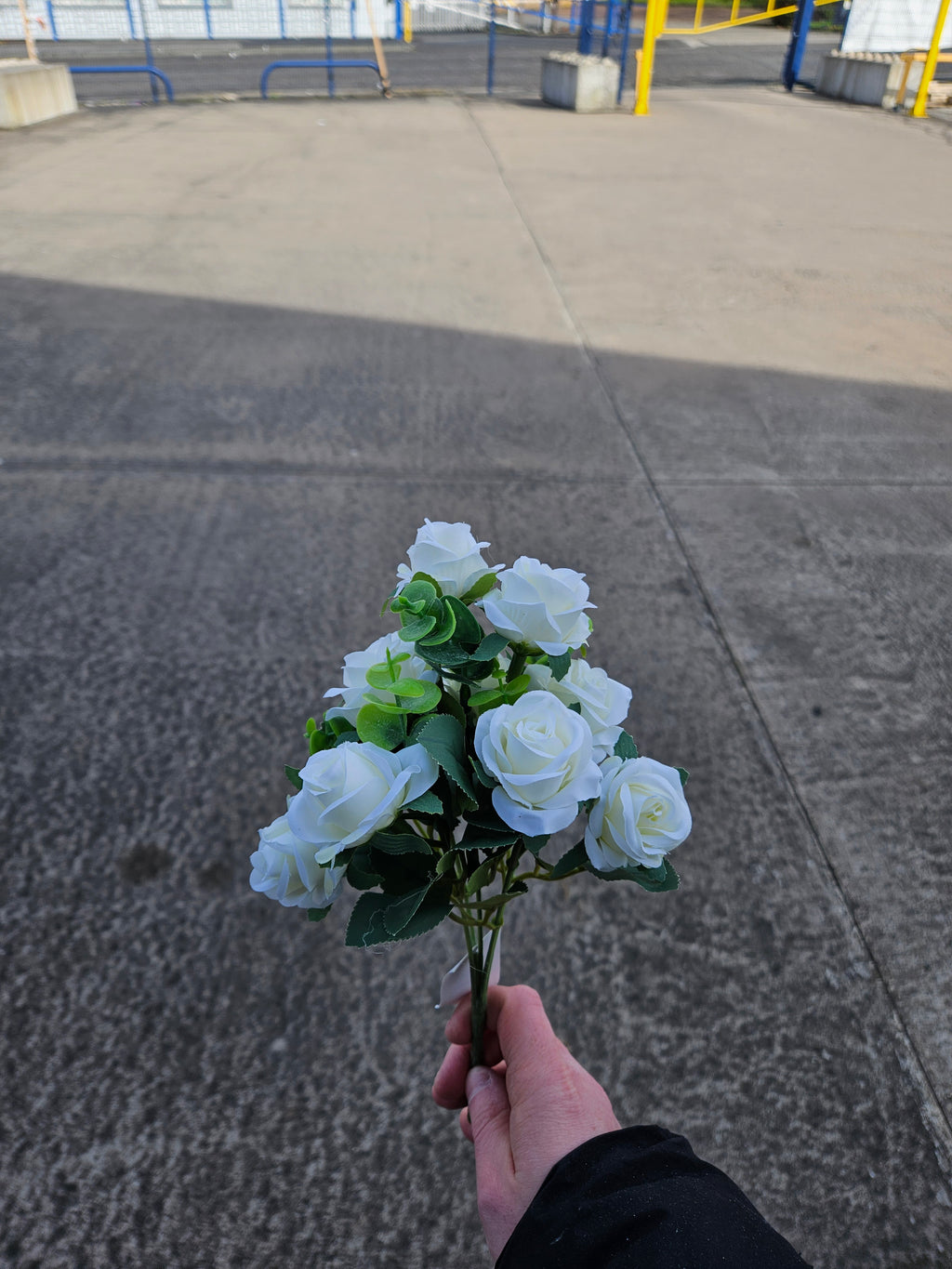 Ivory Buttonhole Bunch
