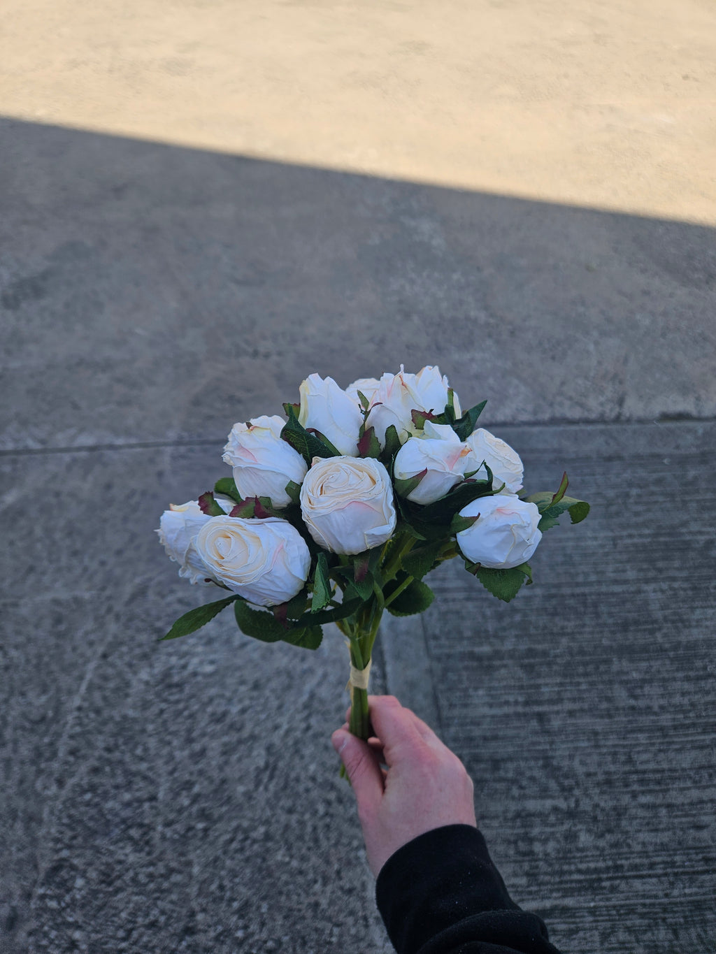 Dry Touch Rose Bunch