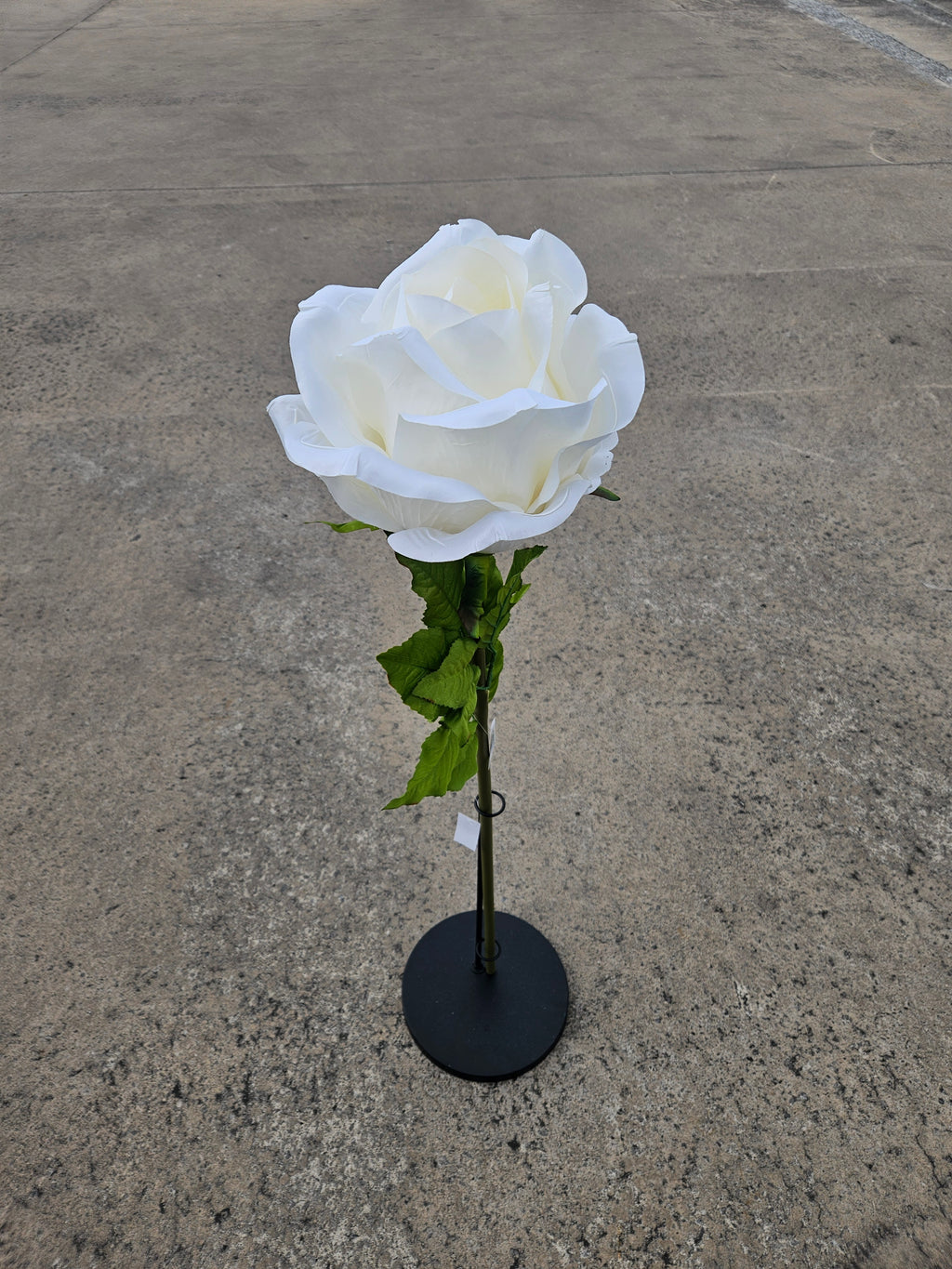 Giant Large Ivory Rose (Stand Not Included)