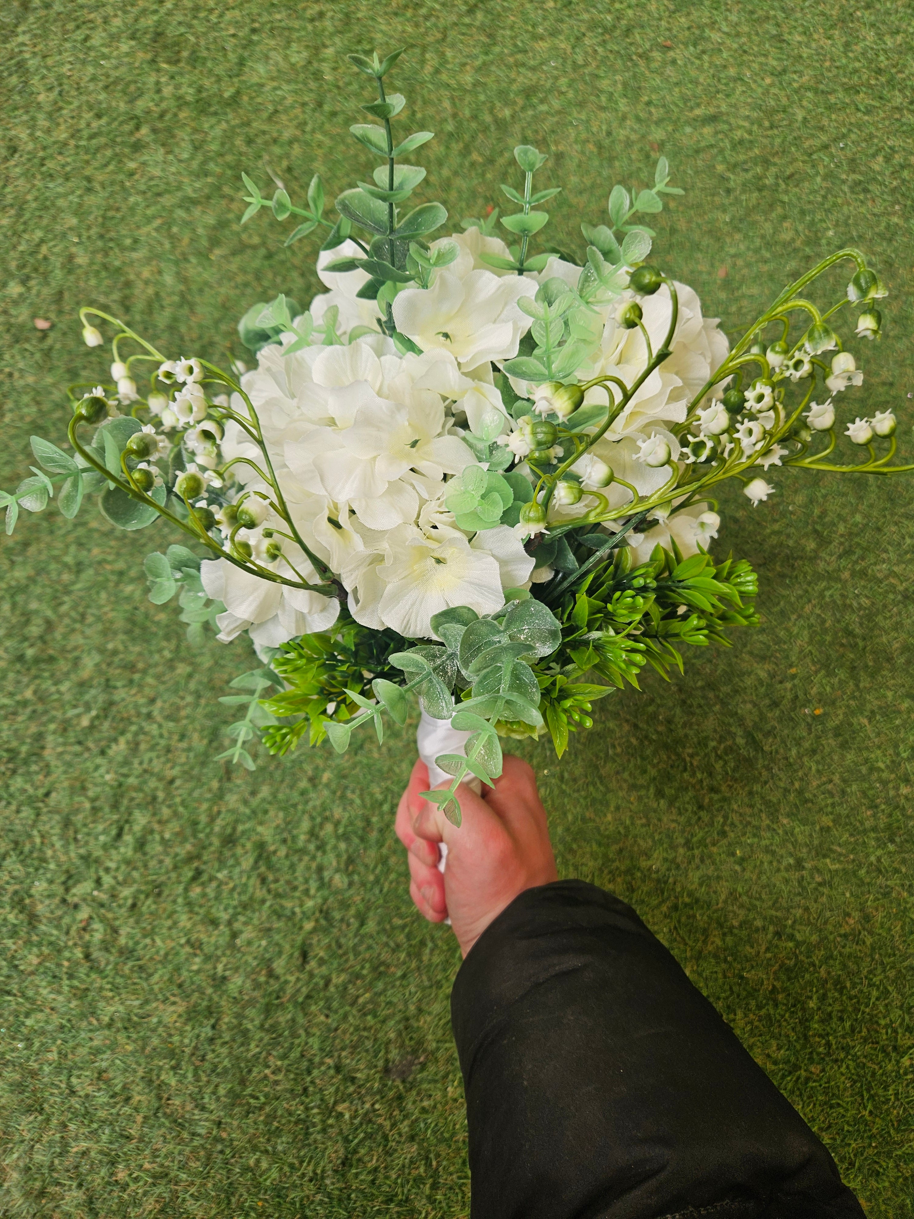 Budget Friendly Bridal Bouquet