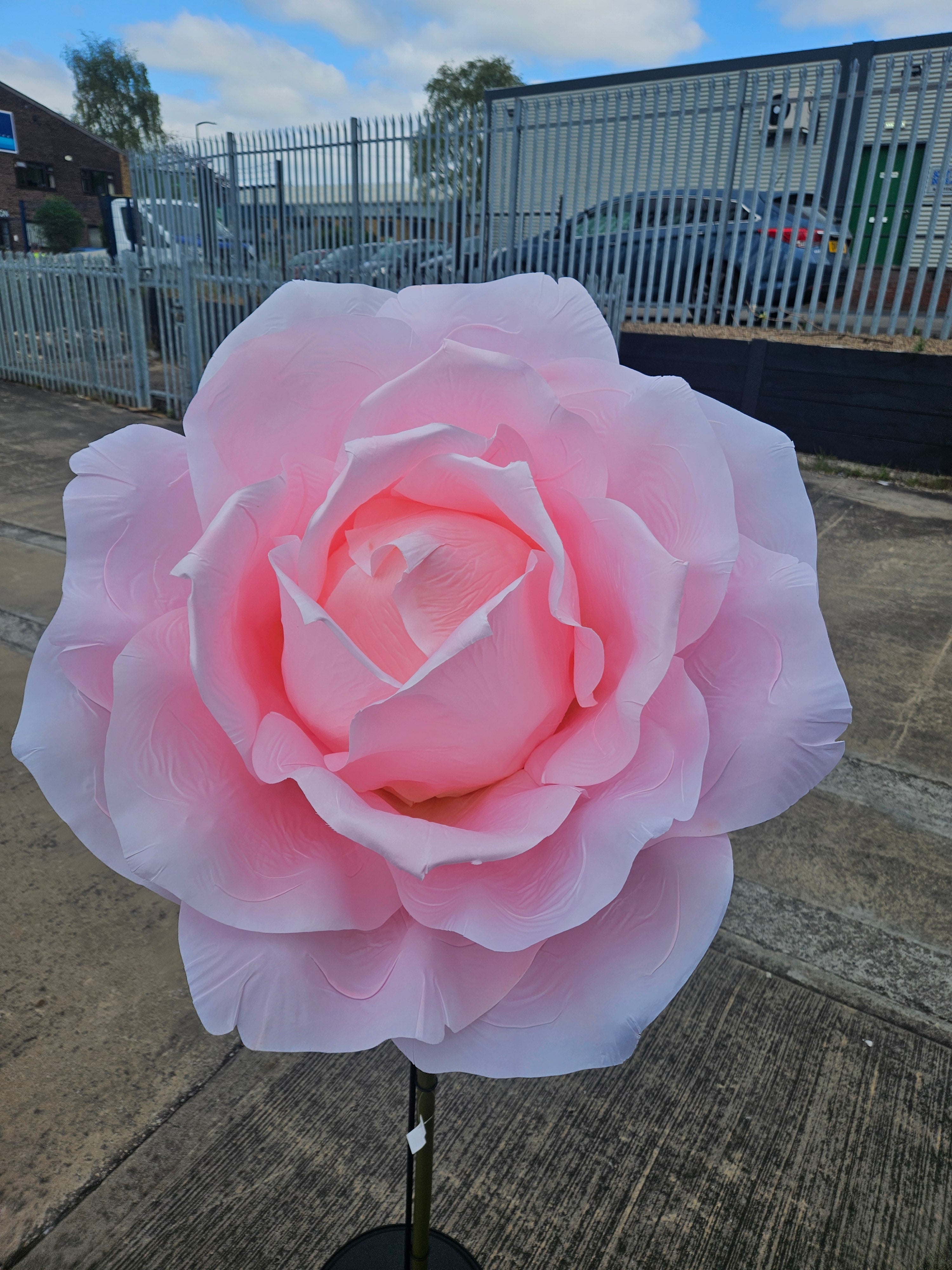 Giant XXL Pink Rose (Stand Not Included)